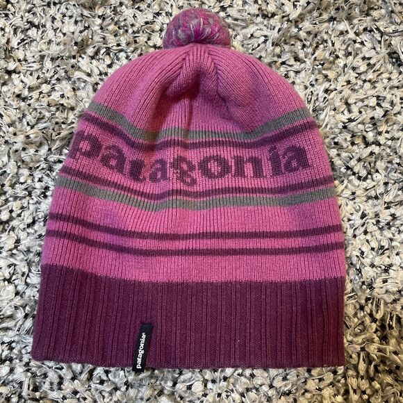 Patagonia Powder Town Winter Beanie Pom Hat Cap Pink Purple One Size - Picture 1 of 9